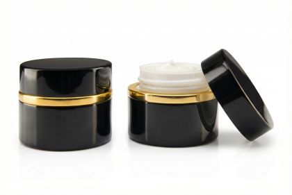 15 ml Hliníkový kelímek dvoustěnný černý se zlatým proužkem. víčko + PP mezivíčko